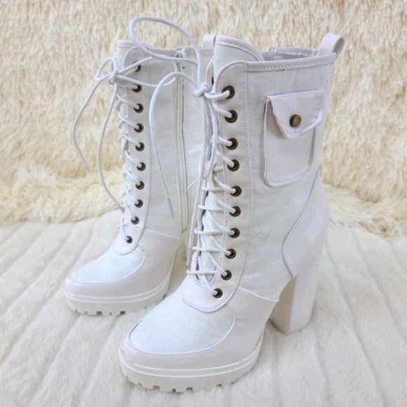 * Mata Shoes White 4" Chunky Heel Booties - Picture 2 of 4